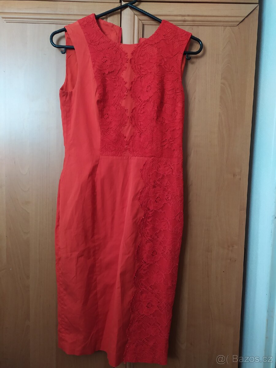 Dámské šaty mix vel. 38-40 - 2