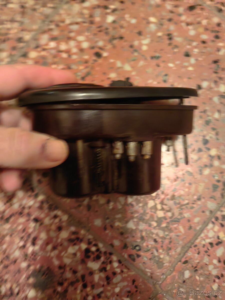 Jawa perak spinacka hluboká - 2