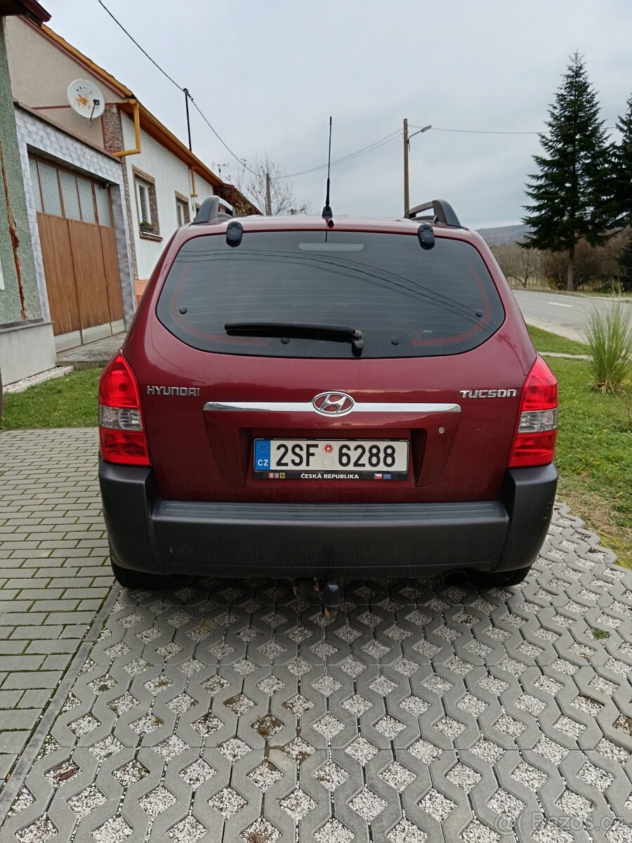 Hyundai Tuscon 2.0i - 2