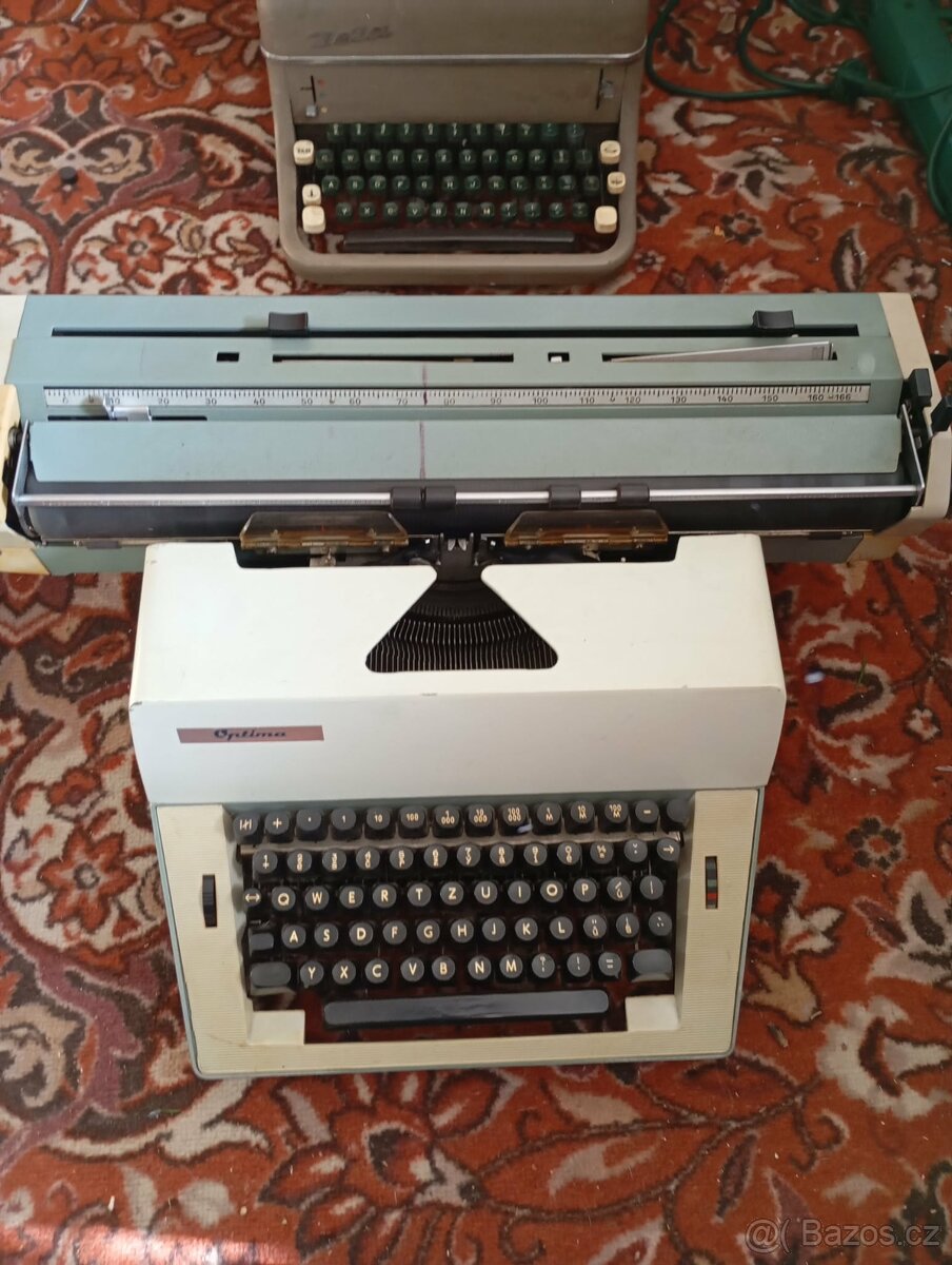 Prodám psací stroj - 2