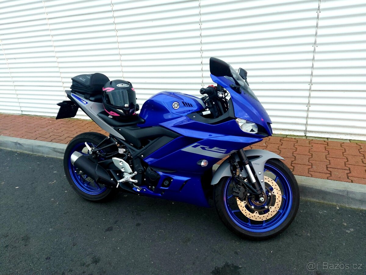 YAMAHA R3 - 2