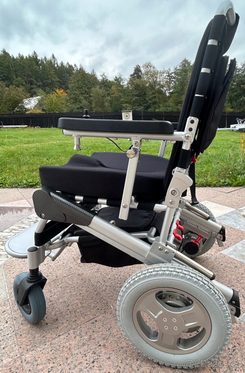 Levně kvalitní nepoužitý elektrický invalidní vozík - 2