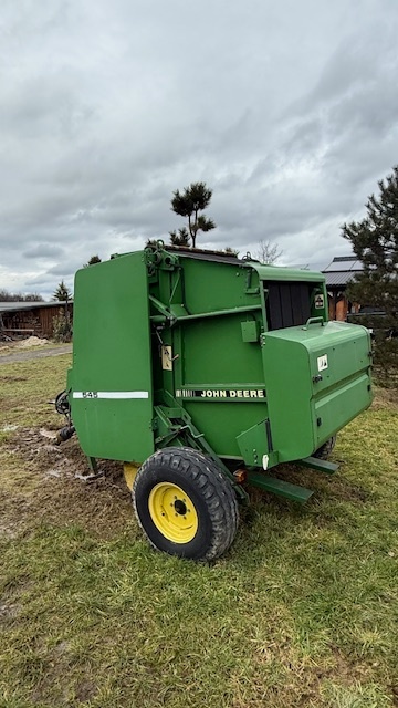 Lis na kulaté balíky John Deere 545 - 2