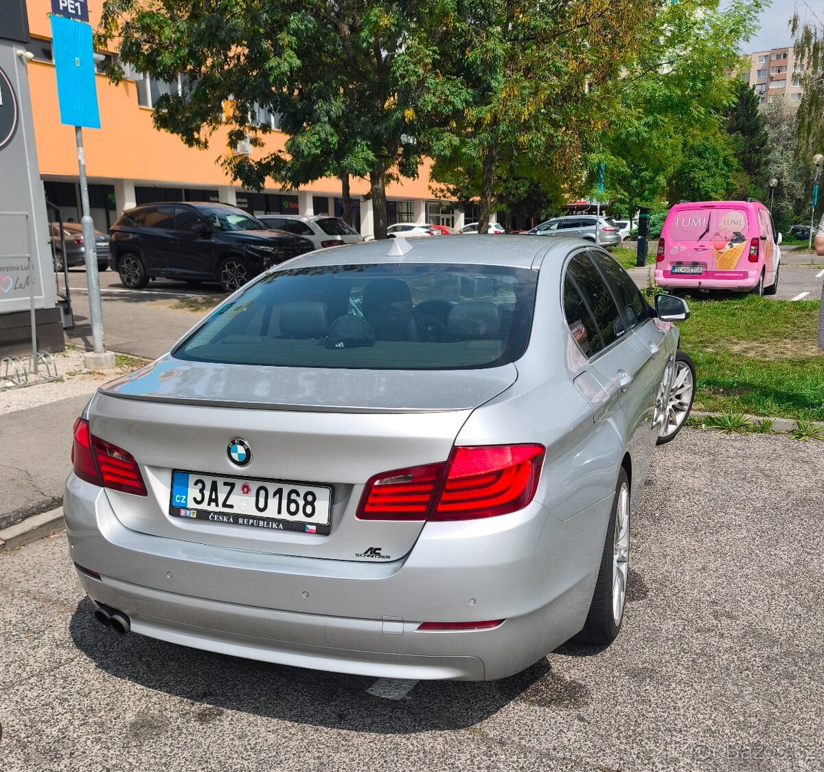 Predám BMW F10 520d 2011 - 2