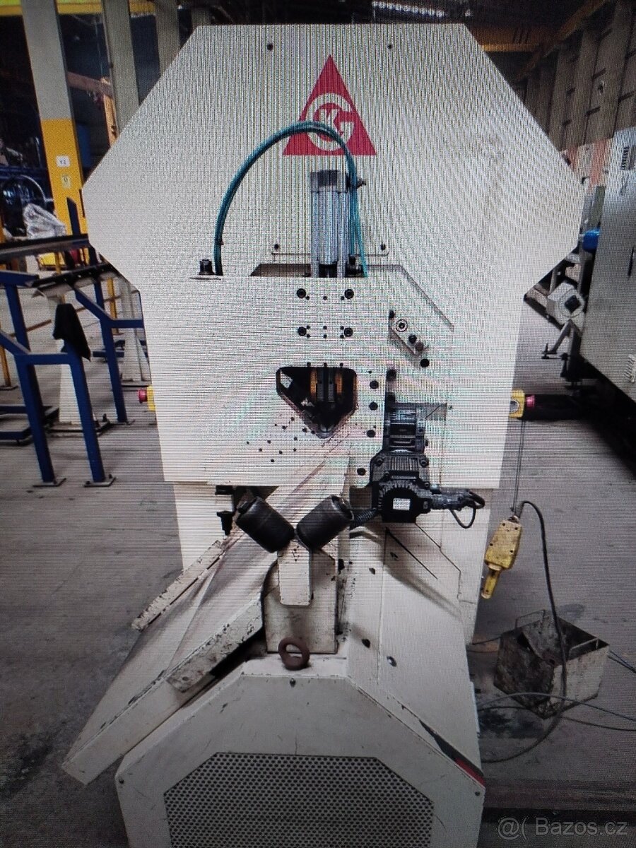 Děrovačka Geka C2PL80 - 2