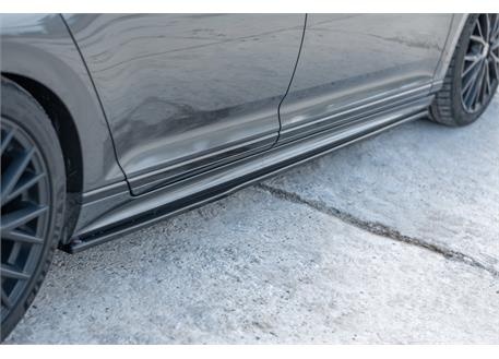 VW Passat B8 Maxton difuzory pod prahy - 2