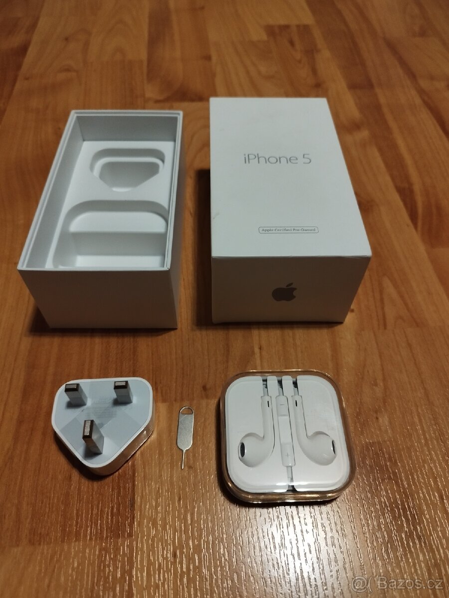 Nová sluchátka a krabička iPhone 5 - 2