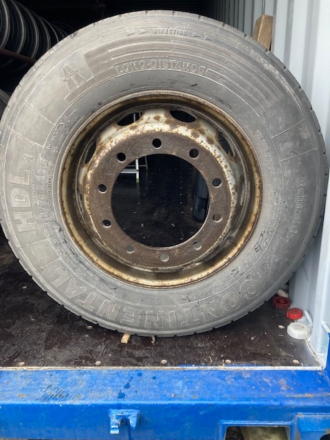 Pneu 315/70 R22,5 - 2