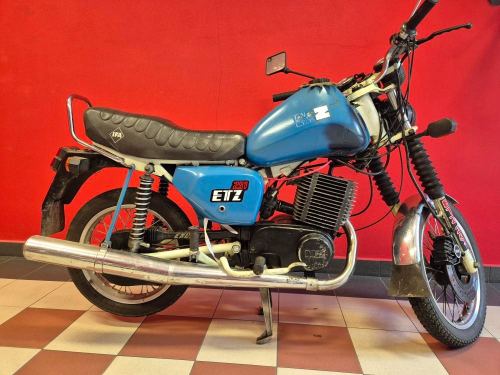 MZ 251 ETZ - 2