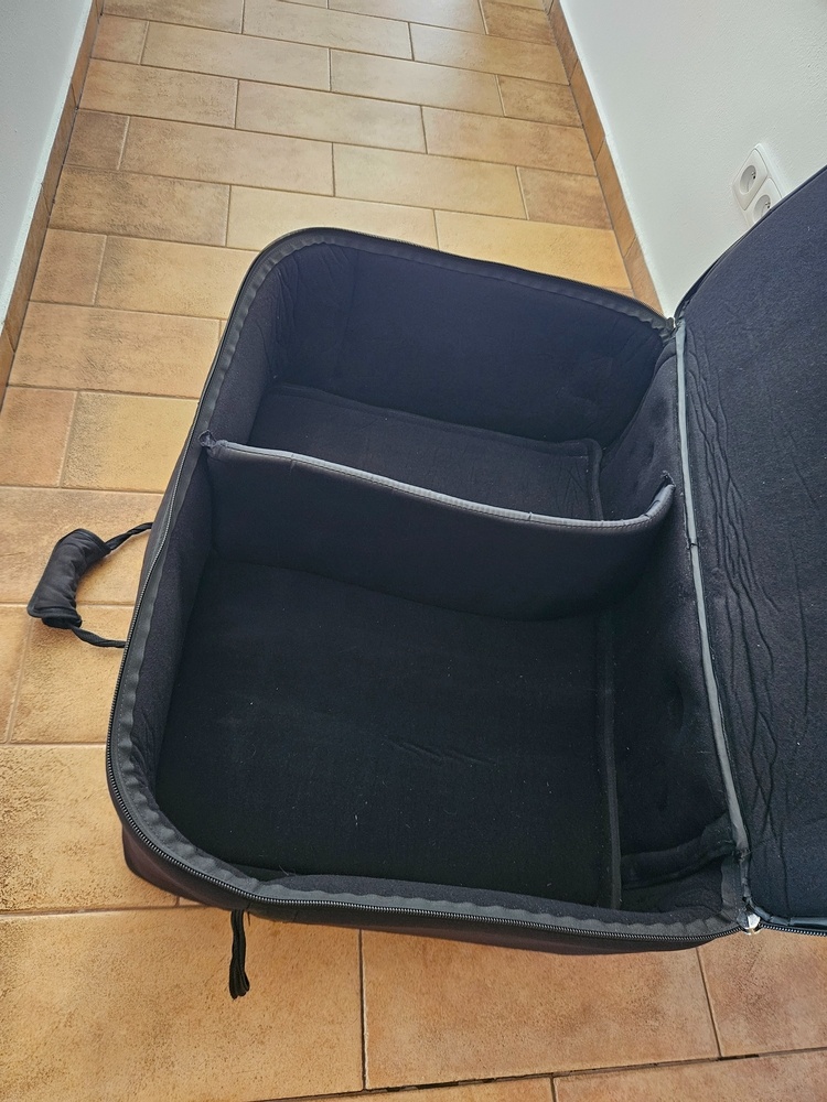 Přepravní obal s kolečky na Yamaha Stagepas 500 - 2