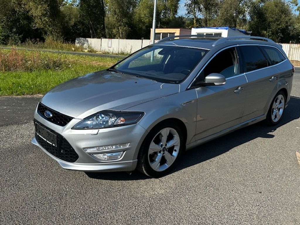 Ford Mondeo 2.0TDCi, r.2013, 1.maj., serviska, STK, titanium - 2