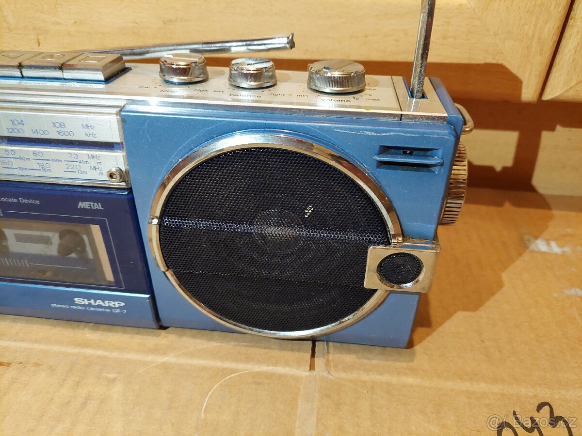 Rádio Sharp GF-7 modrý - 2