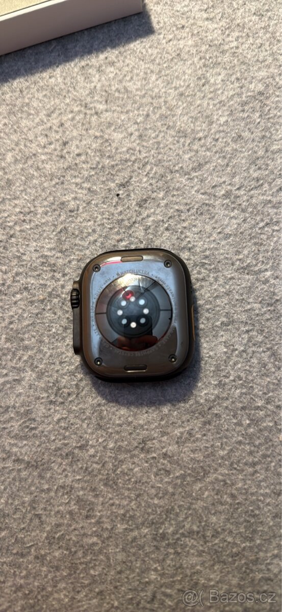Apple Watch Ultra 2 - 2