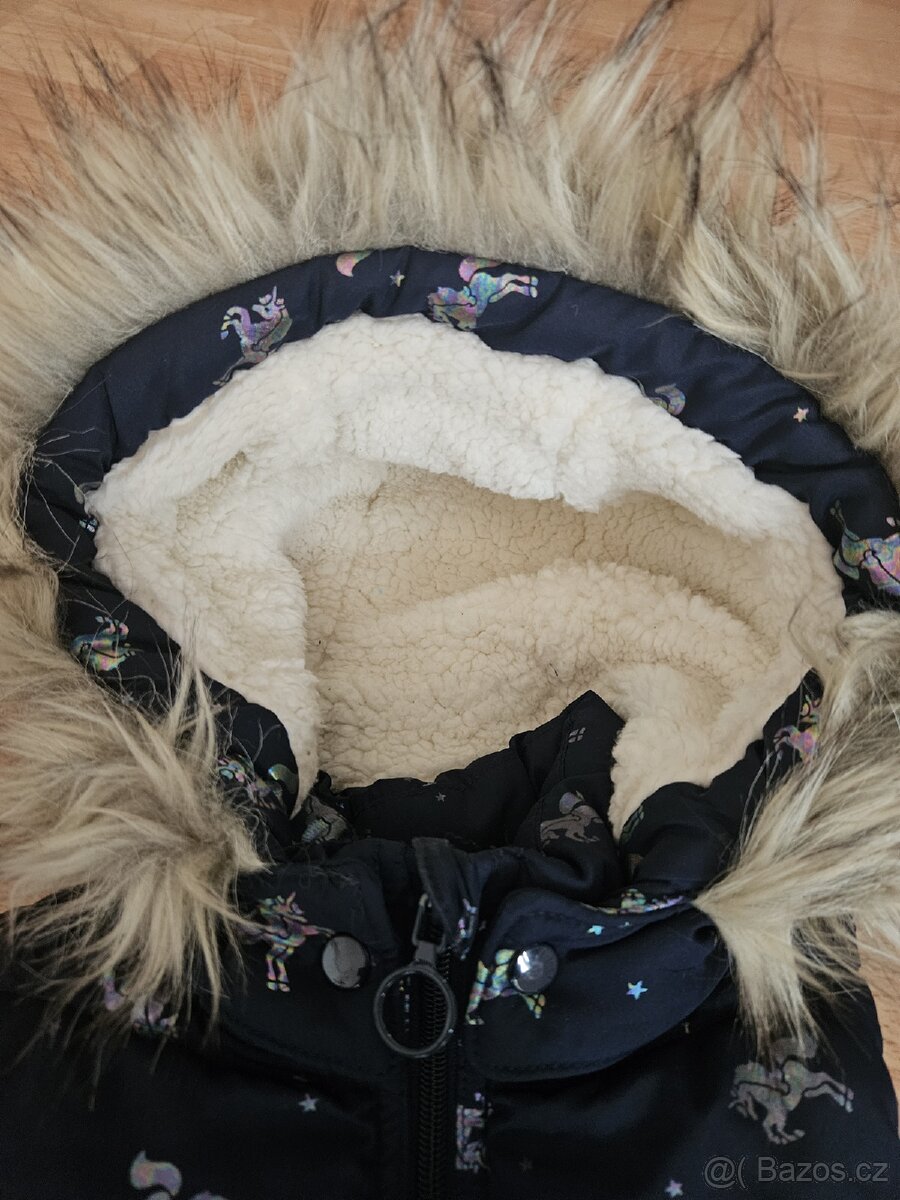 Dívčí vesta vel 122/128 - 2