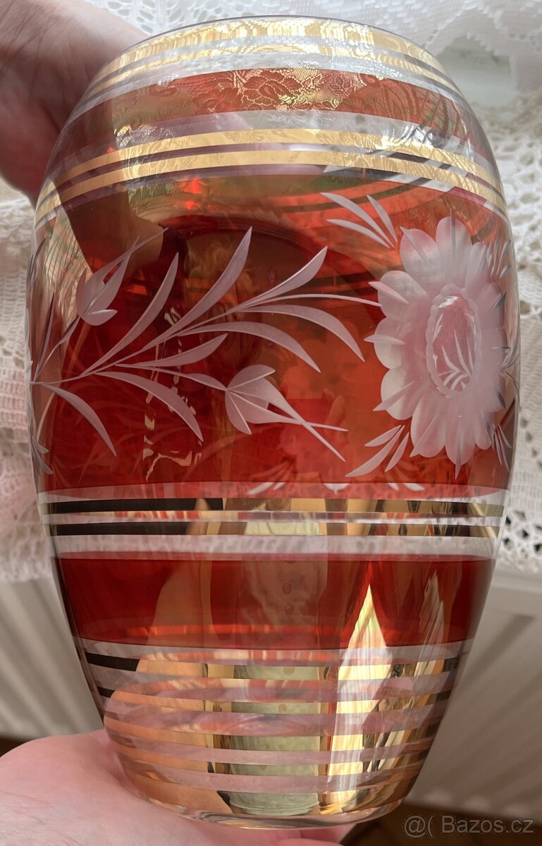 VÁZA VYBROUŠENE KYTKY-ZLATÁ - 2