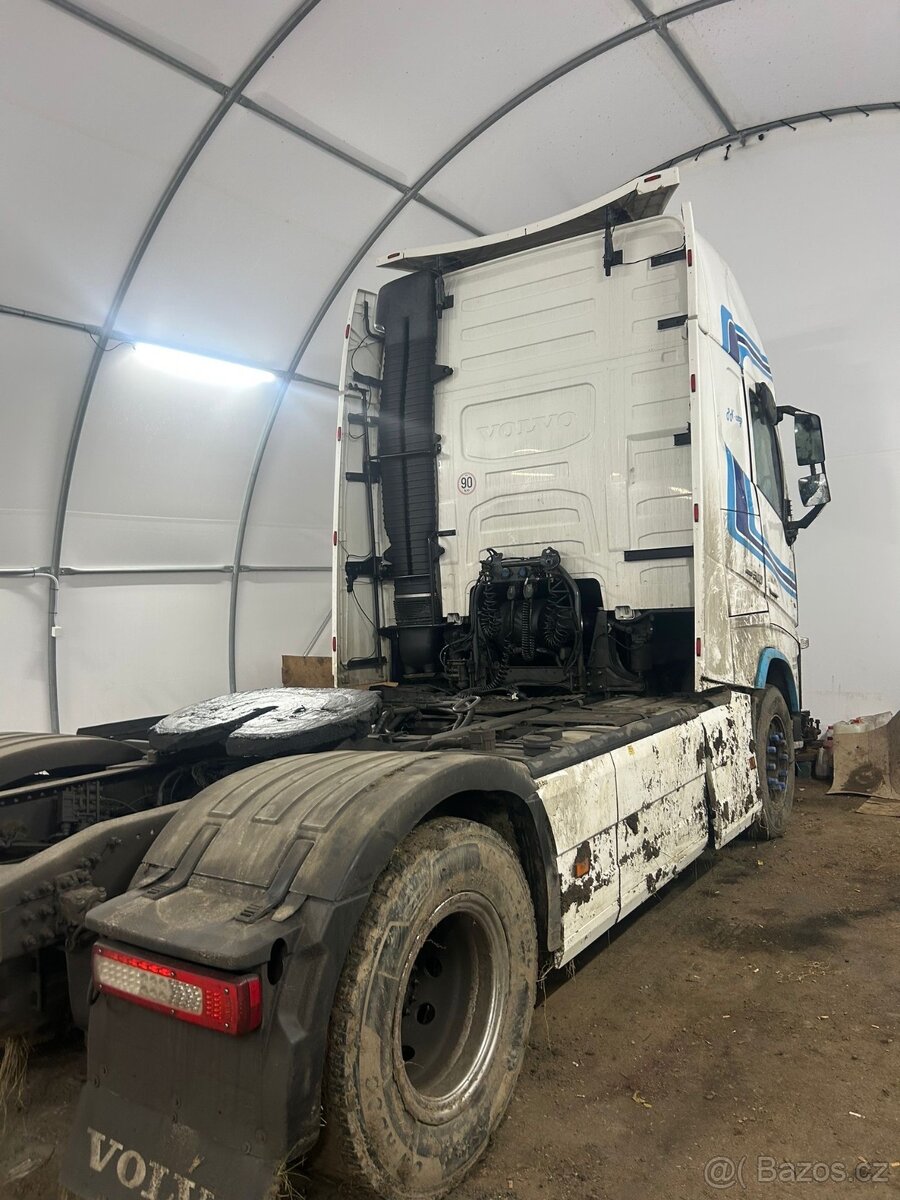 Volvo Fh 4 havarované - 2