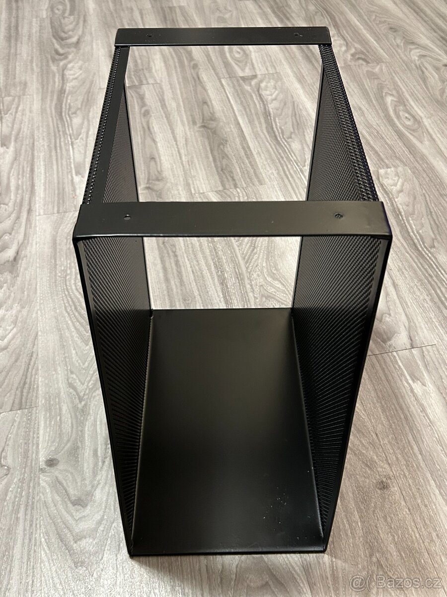 Kontejner - držák - na PC - 2