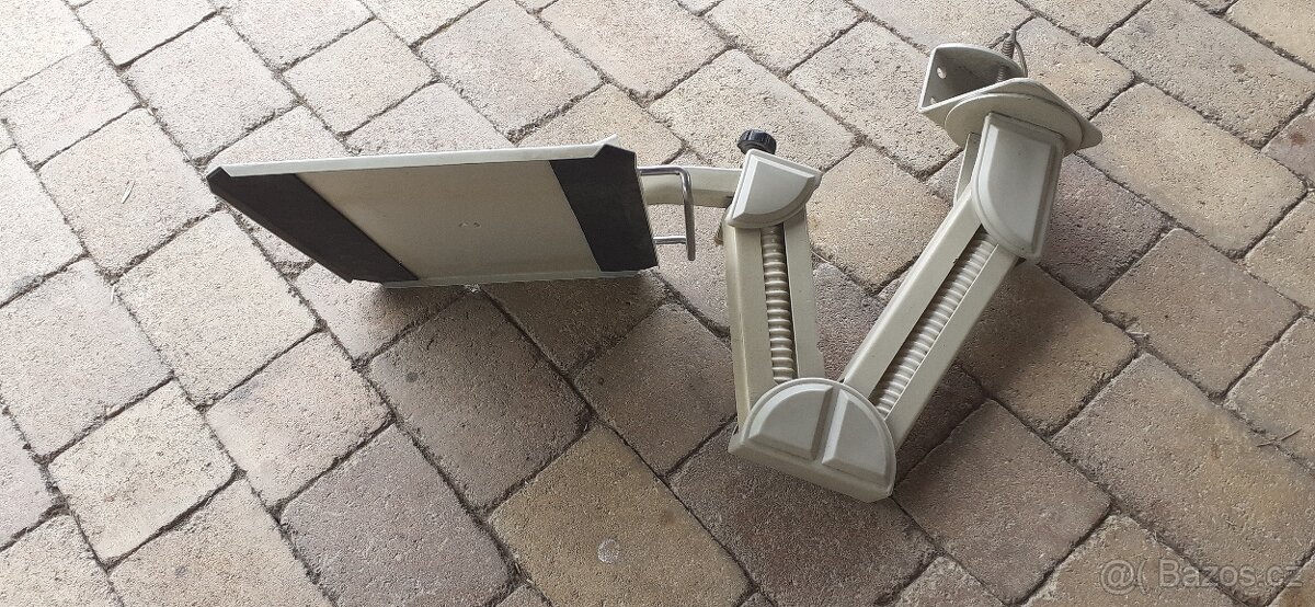 držák na stůl - 2