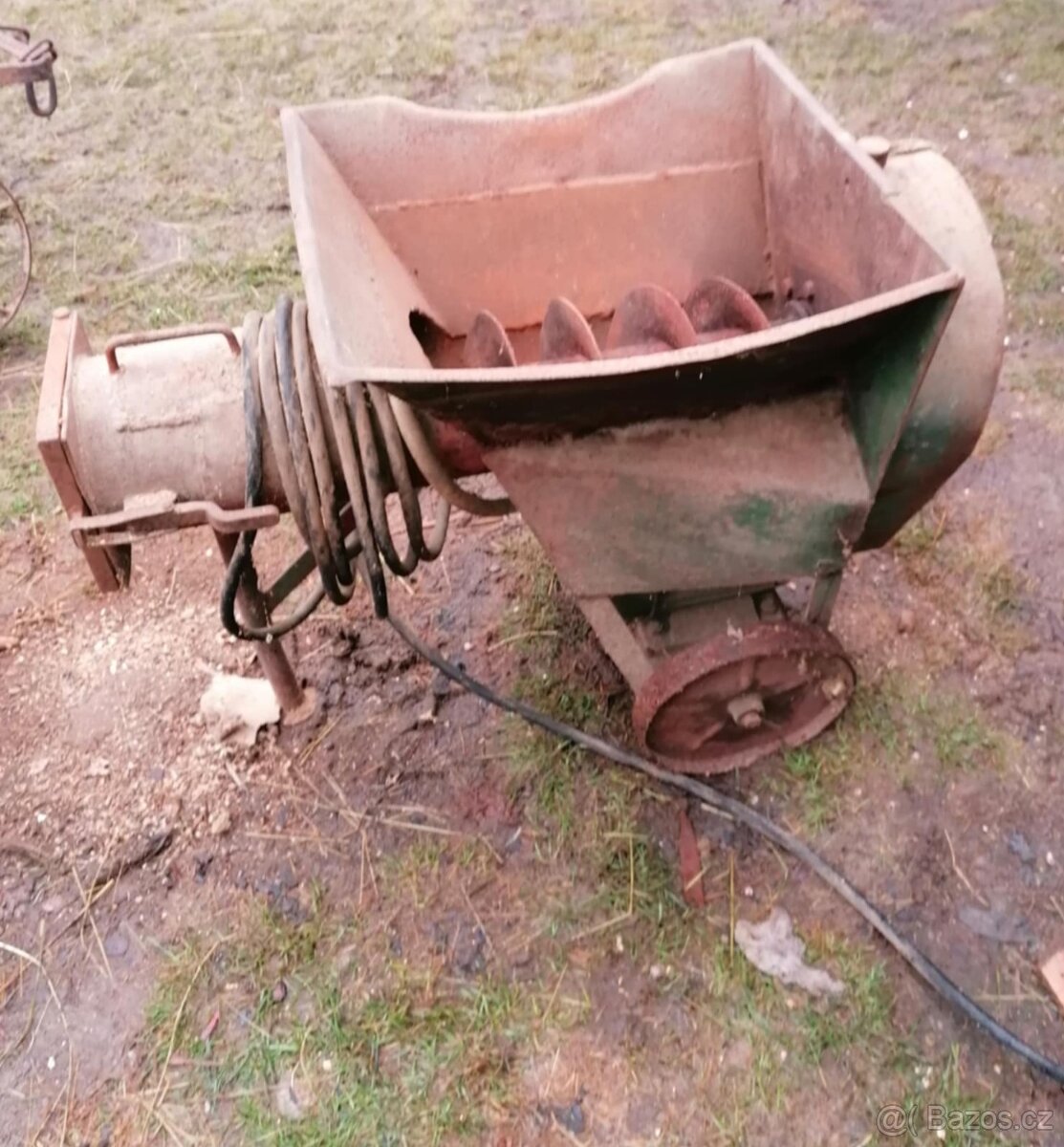 Mačkadlo na krmné brambory - 2