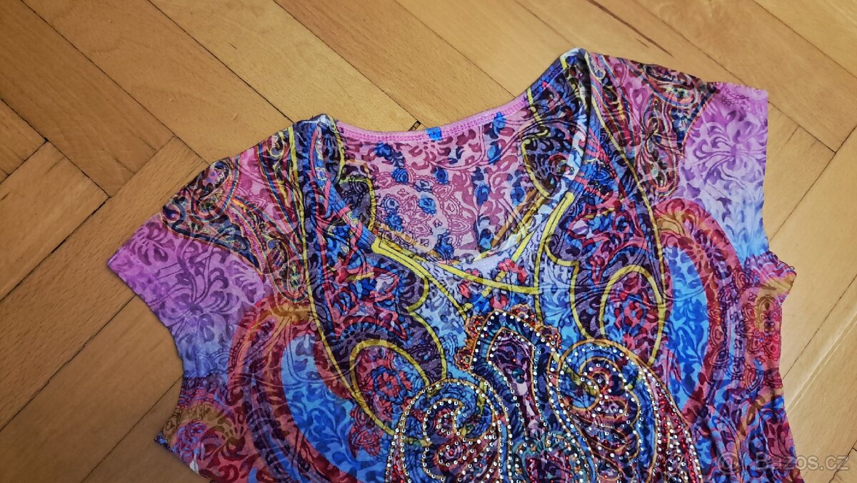 Romantické veselé tričko vel.S/M - 2