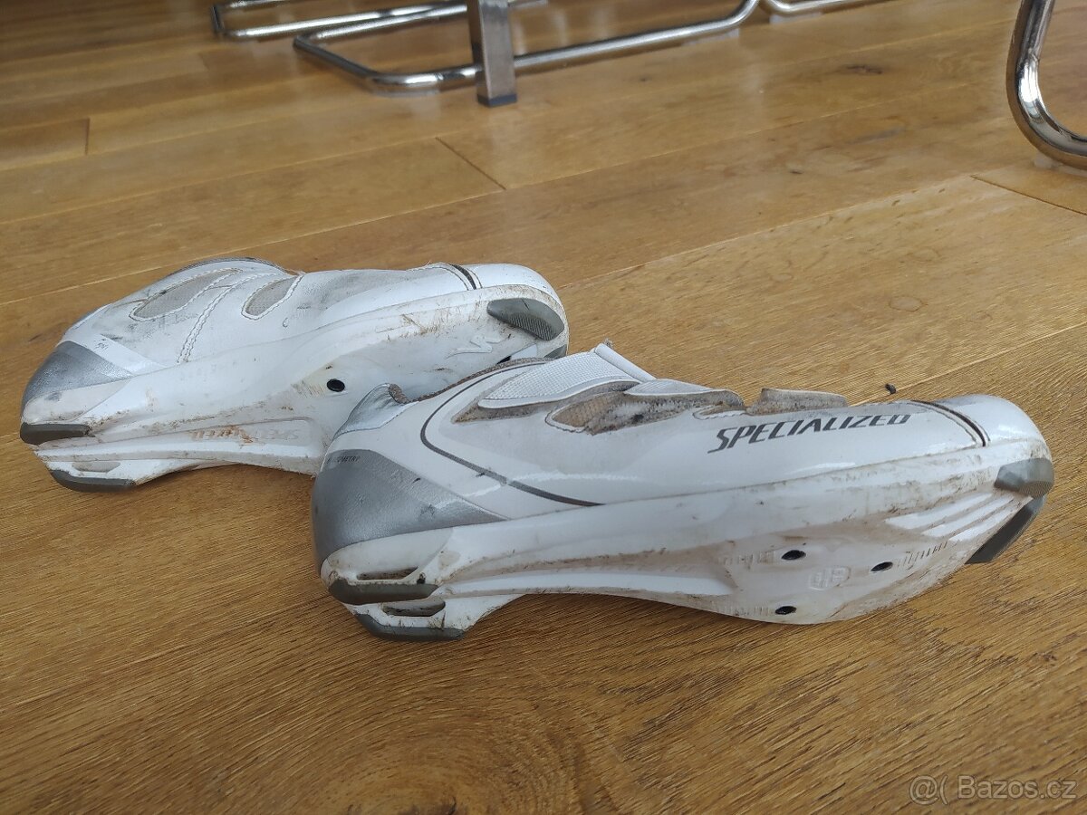 Cyklistické tretry vel. 38 bílé - 2