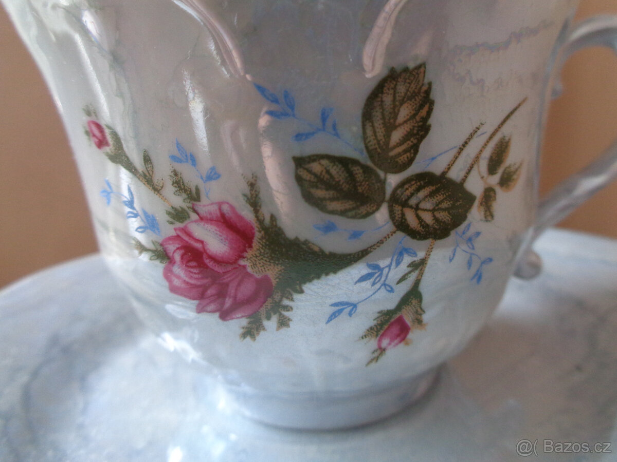 šálek s podšálkem - 2