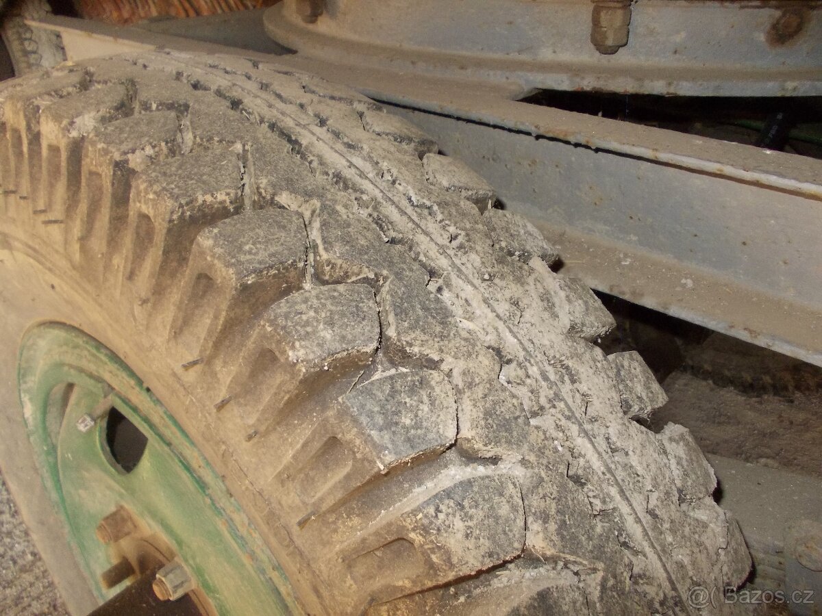 Vlek za traktor 5 tun - 2