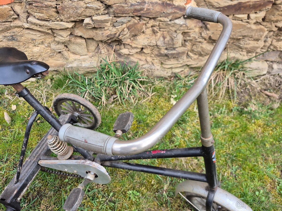 Stara detska trikolka - 2