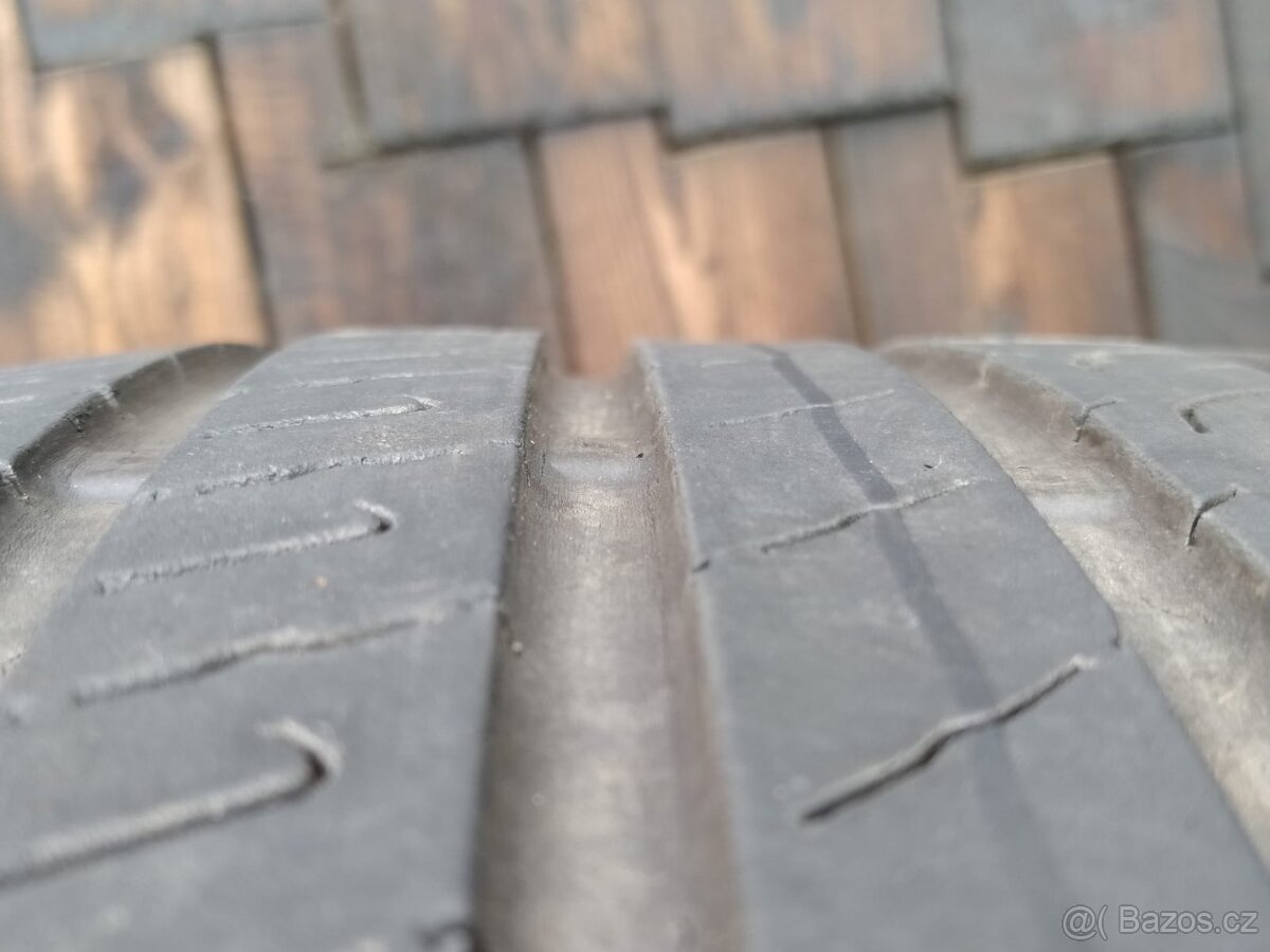 Barum 225/45/R17 léto - 2