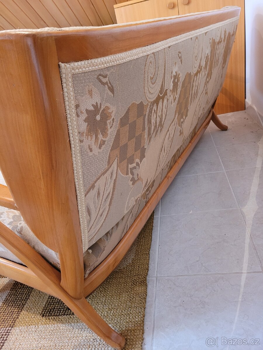 Pohovka a 2 párová křesla - 2