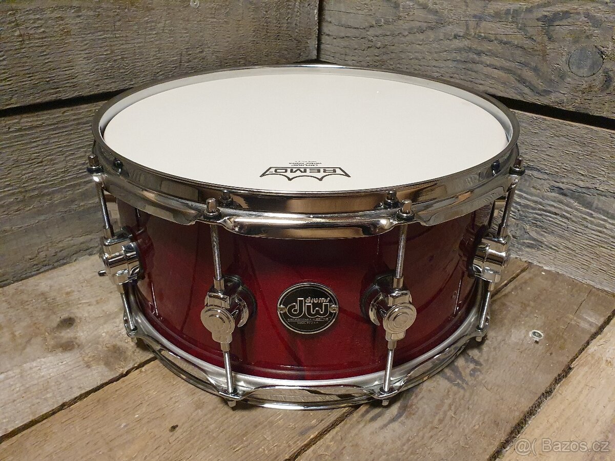 snare DW Performance 14x6,5 Cherry stain - 2