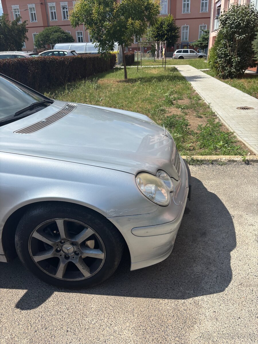 Mercedes Benz c180K benzín, manuál 6 - 2