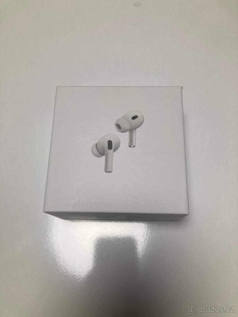 Apple AirPods ( Gen 2 ) - 2
