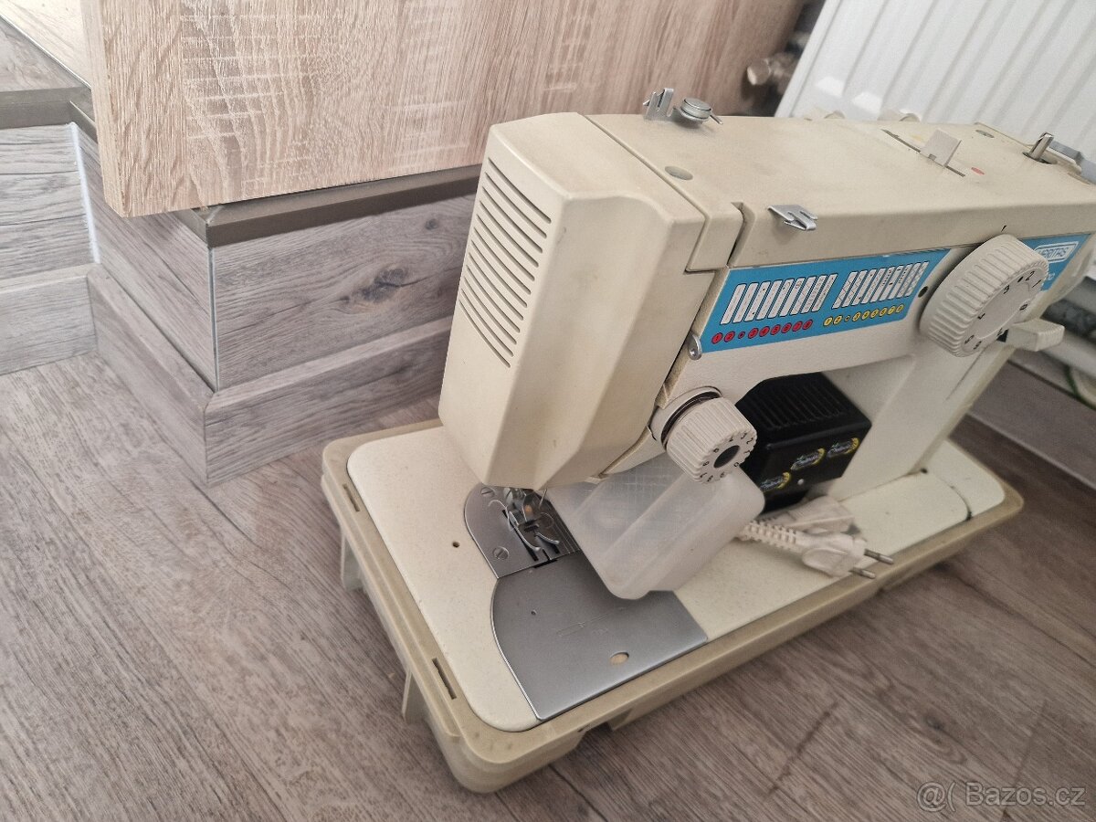 Šicí stroj Veritas - 2
