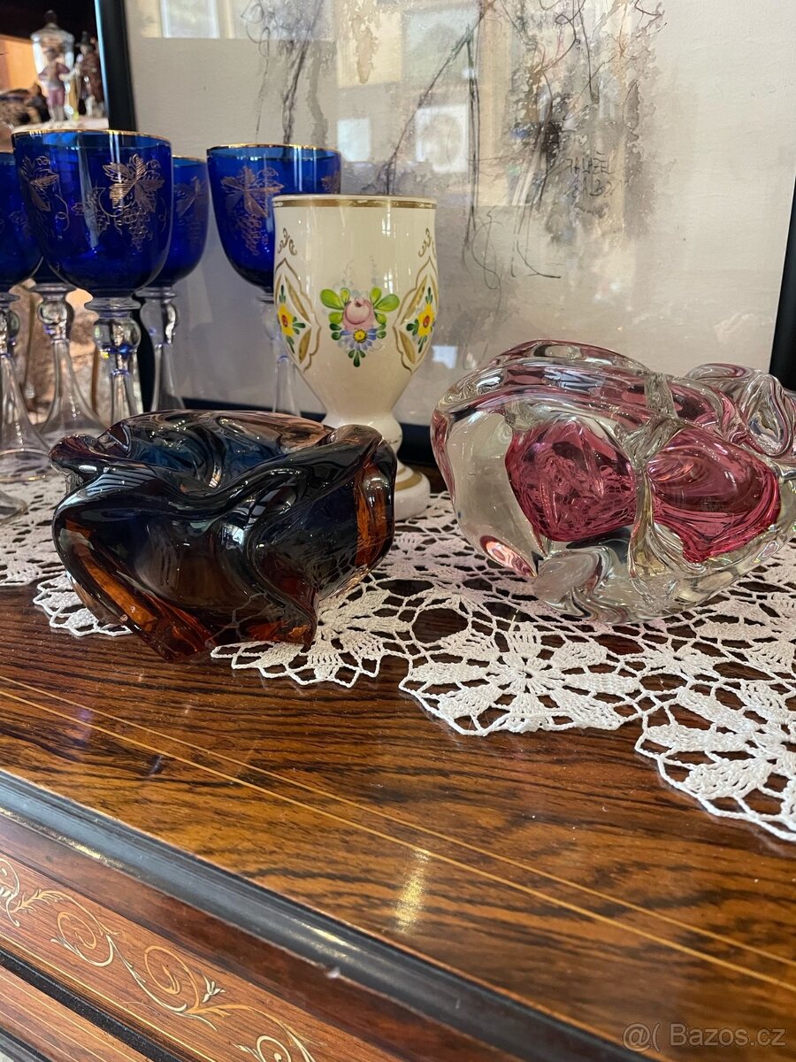 Popelníky, hutní sklo - 2