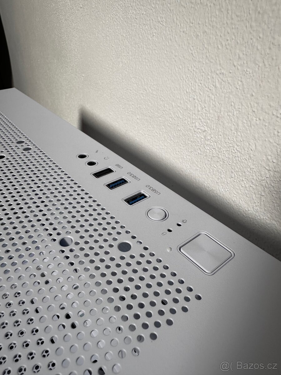 Montech AIR 100 ARGB - White - 2