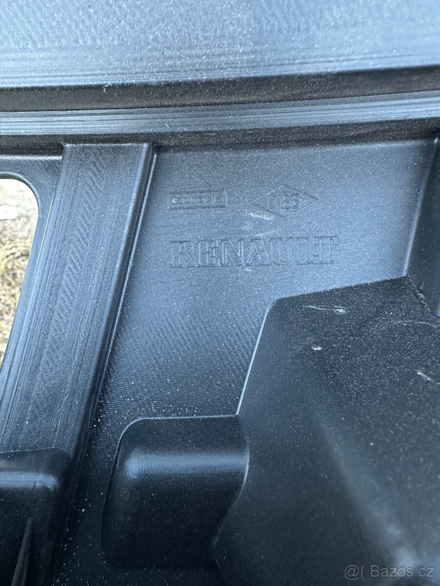 Výztuha předního nárazniku Renault Clio III - 2