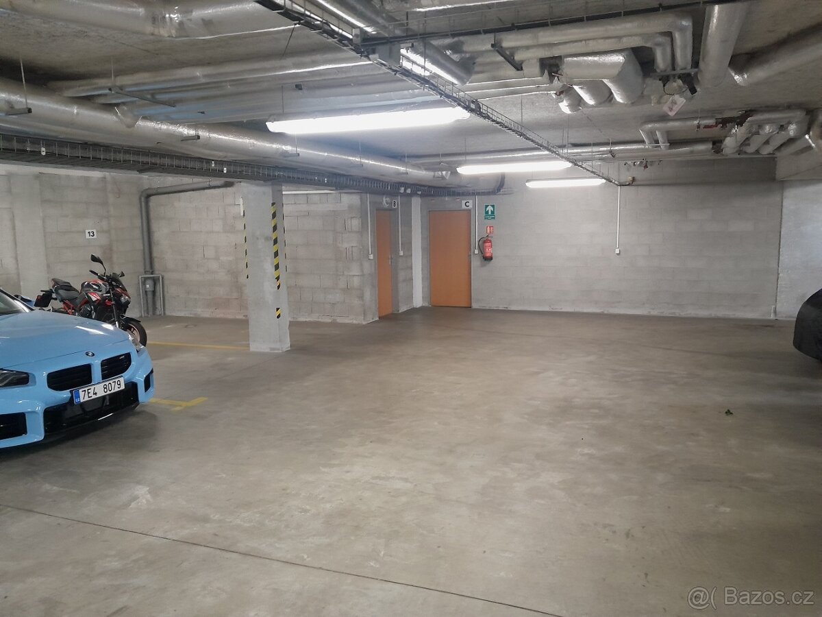 Garážové stání Lanškroun - 2