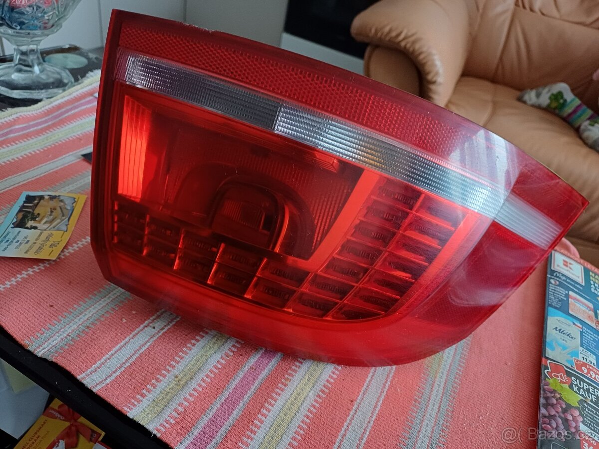 Zadni svetlo - 2