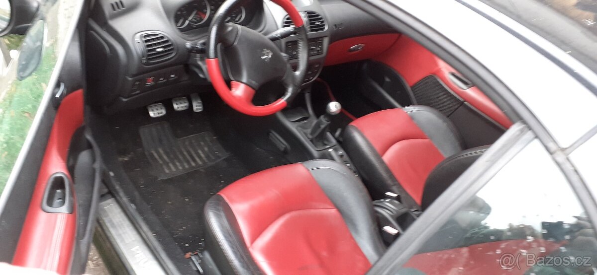 Peugeot 206 CC 2.0i 100kW Platinum - 2