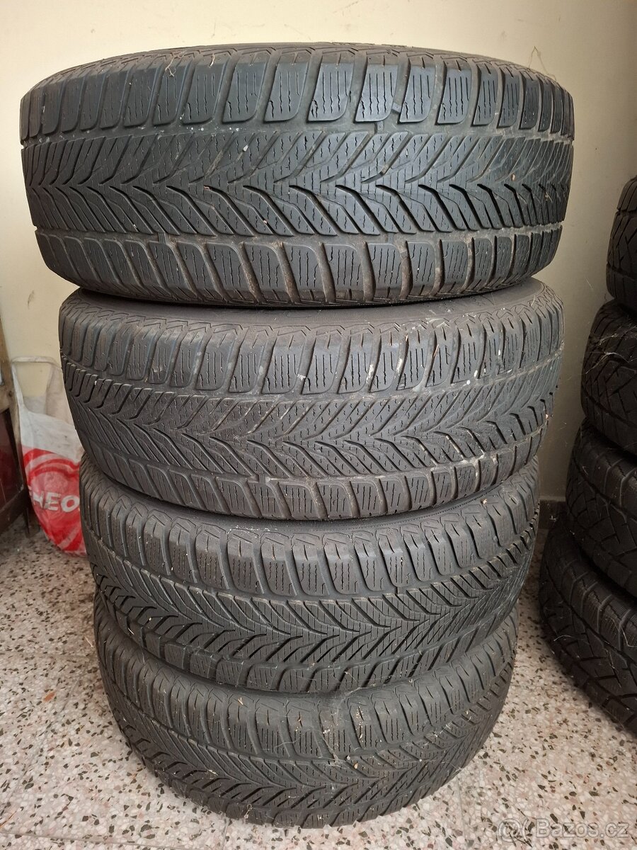 PNEU_sada kol_DACIA DUSTER - 2