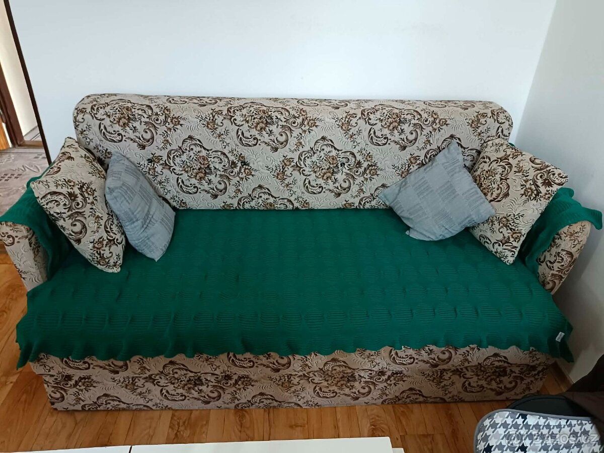 Rozkládací pohovka - 2