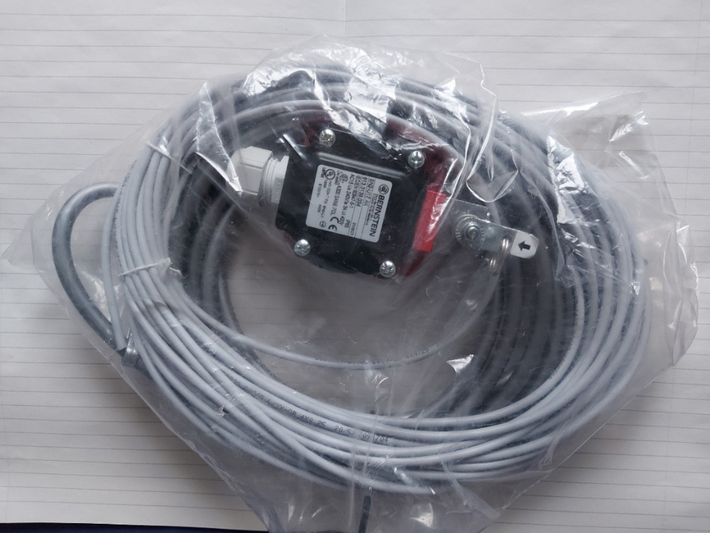 Tahový spínač, bezpečnostní koncový Bernstein - 2