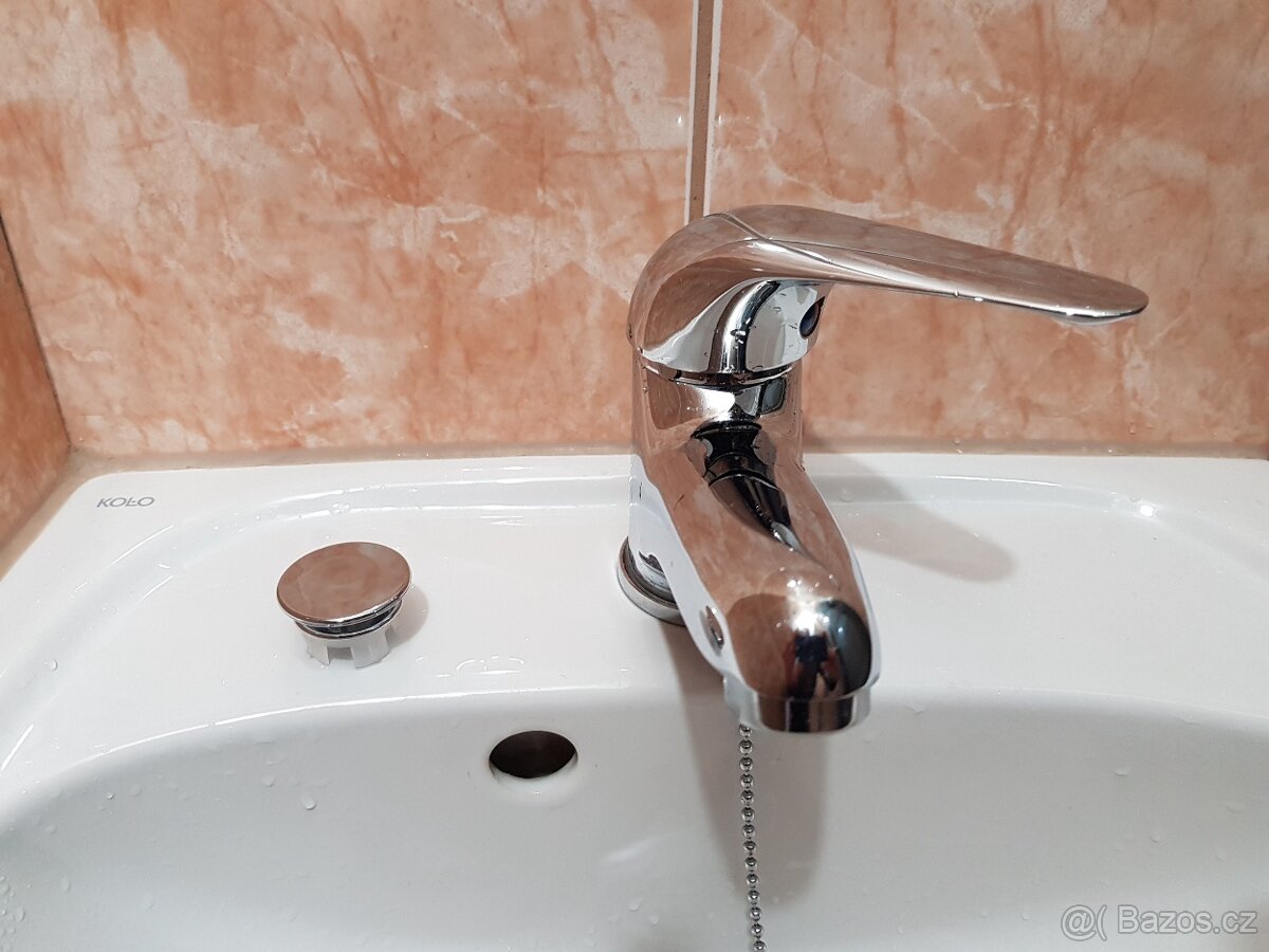 Krytka přepadu do malého umyvadla / ORLOVÁ - 2