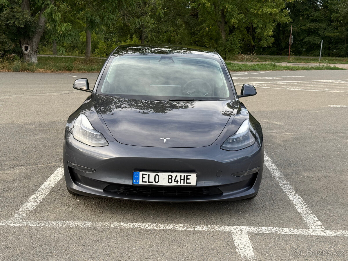 Tesla Model 3 LR 2022, 93 %, tažné, matrix, USS - 2