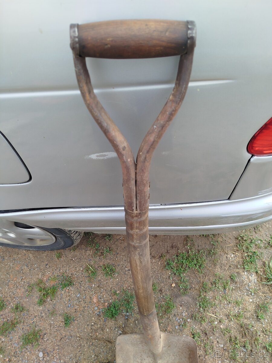 Lopata z parní lokomotivy - 2