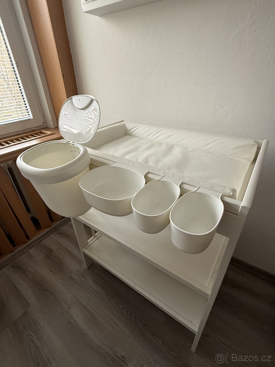 Prodám dětskou postýlku - 2