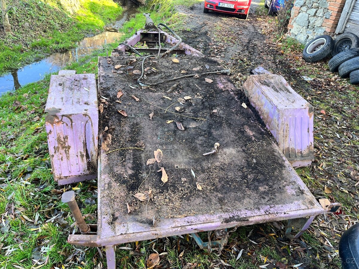 Dvoukolák za traktor - 2