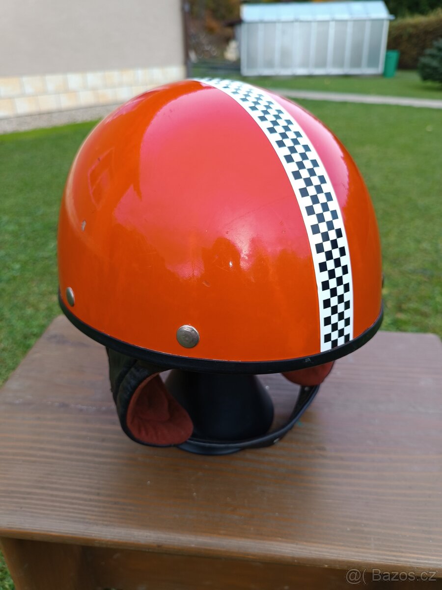 Stará helma, přilba, kokos - 2