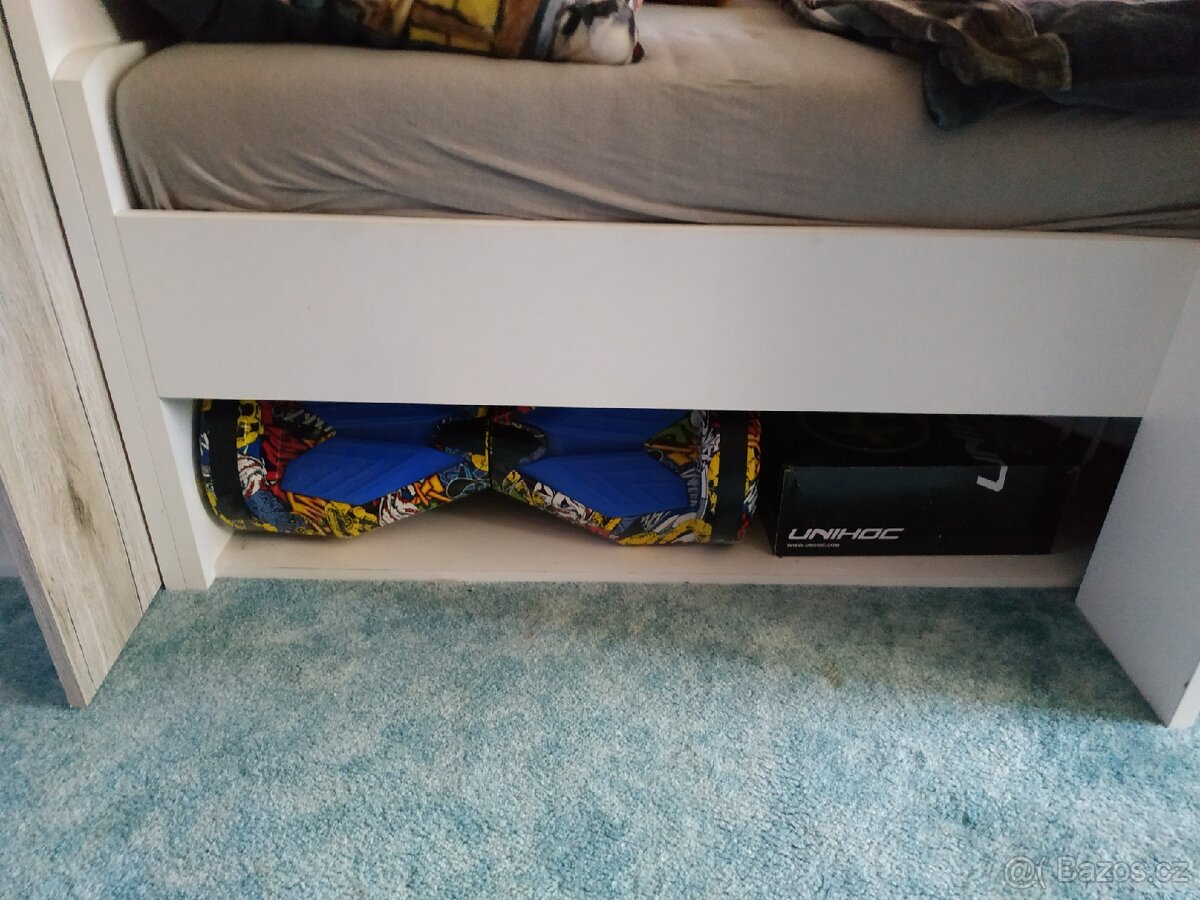 Prodej velké, bytelné palandy - 2